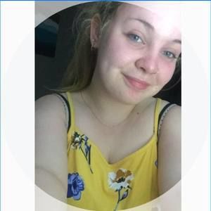 Meet your Posher, Leah